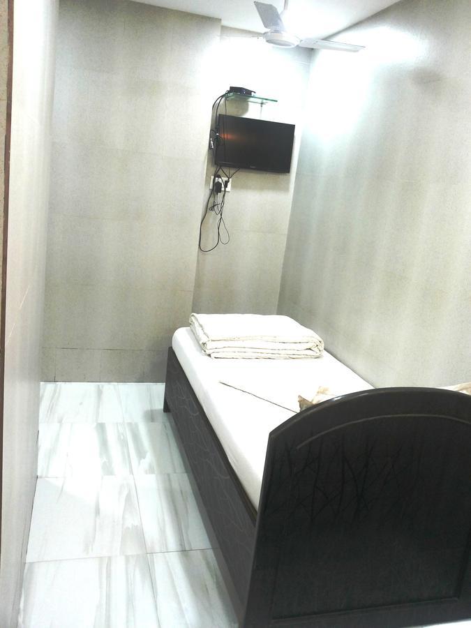 Hotel Holiday Inn Mumbai Exteriör bild
